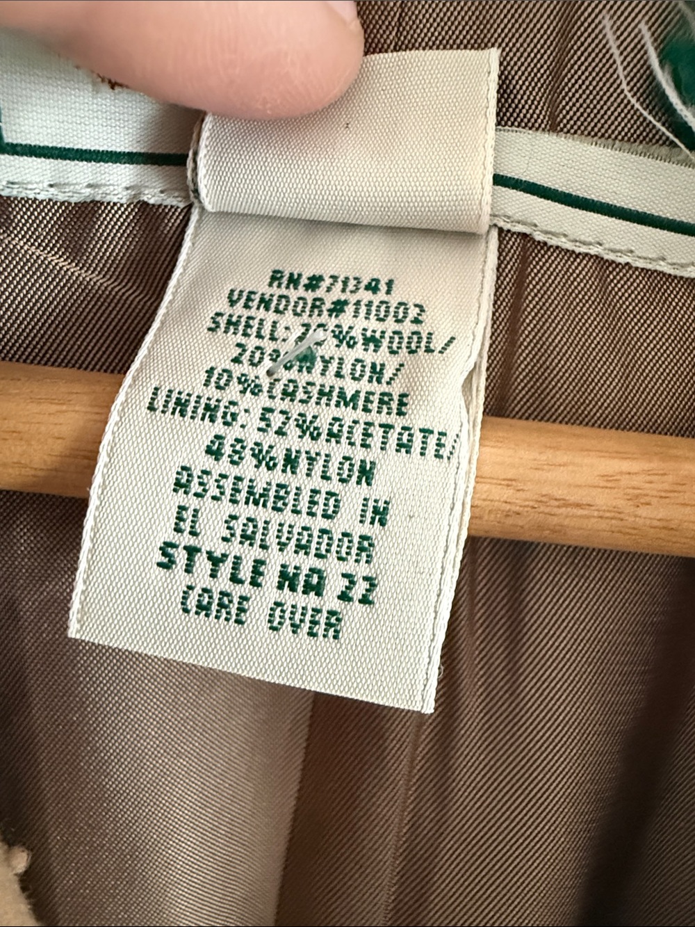 Llbean Women's Tan Camel Coat - Timeless Single-Breasted Design Rare - Picture 3 of 6
